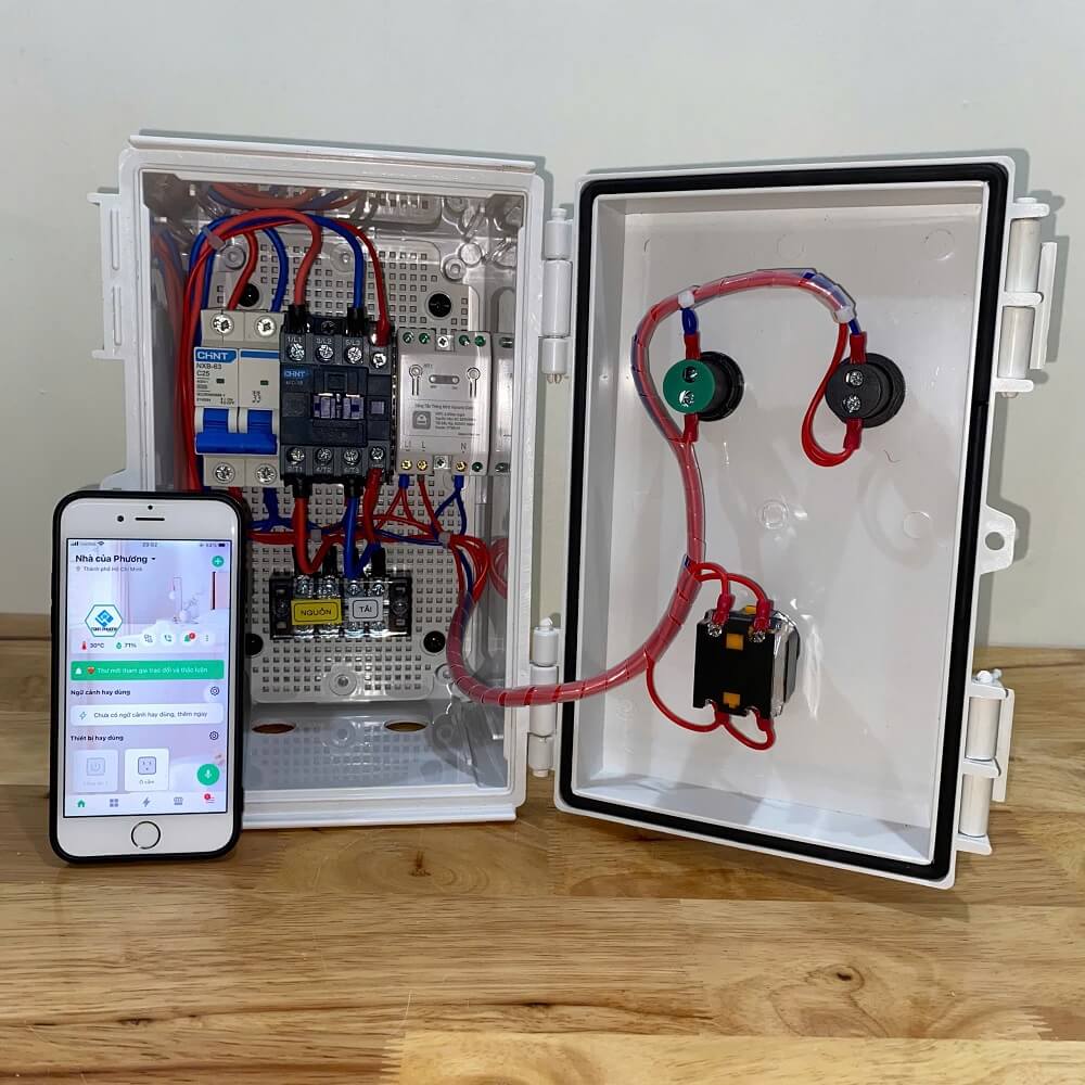Tủ điện mở cửa Tủ điều khiển bơm wifi mở cửa kiểm tra